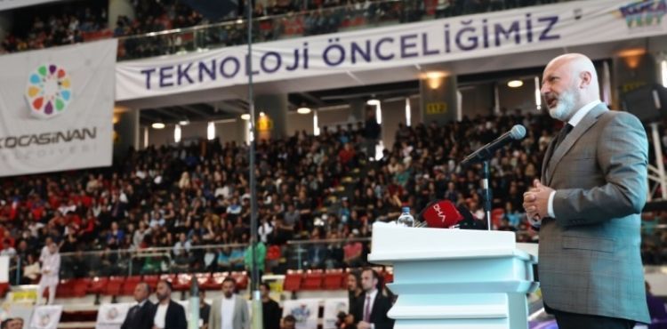 BAŞKAN ÇOLAKBAYRAKDAR, “BİR BELEDİYE, VİZYONUNU DÜNYA ÖTESİNE TAŞIYOR!”