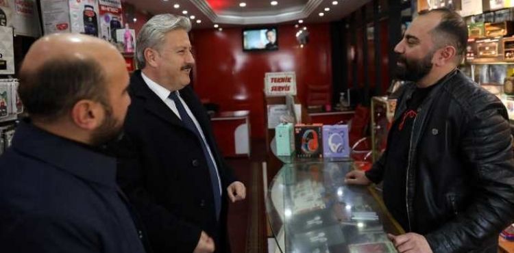 BAŞKAN PALANCIOĞLU OSMAN KAVUNCU ESNAFINI ZİYARET ETTİ