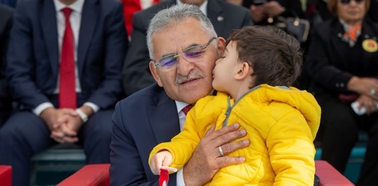BAŞKAN BÜYÜKKILIÇ’TAN “ÇOCUK KREŞİ” MÜJDESİ