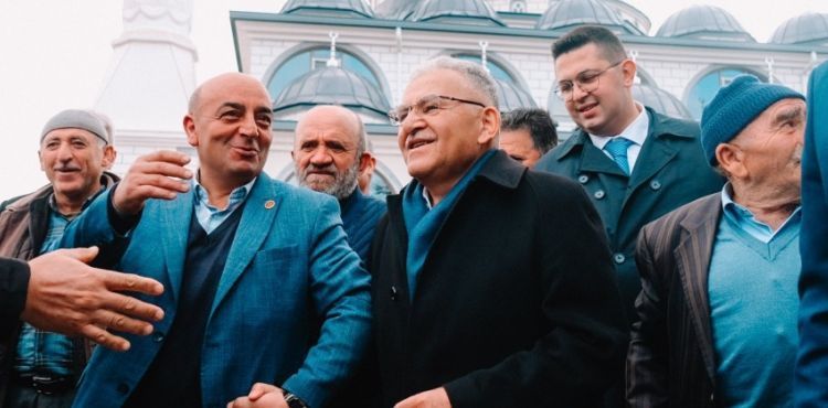 BÜYÜKKILIÇ, İNCESU KIZILÖREN’DE VATANDAŞLARLA BULUŞTU