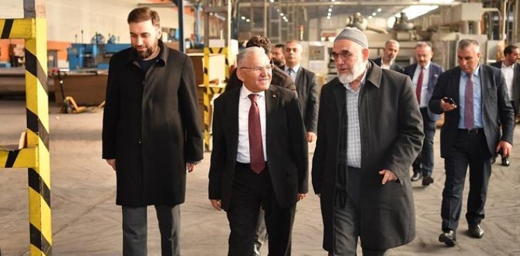 BAŞKAN BÜYÜKKILIÇ’TAN KENTİN İHRACATINA KATKI SAĞLAYAN FABRİKALARA TEŞEKKÜR