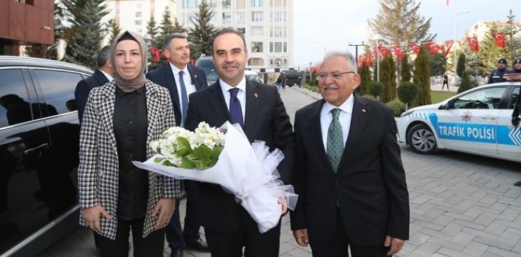BAKAN KACIR’DAN BAŞKAN BÜYÜKKILIÇ’A ZİYARET
