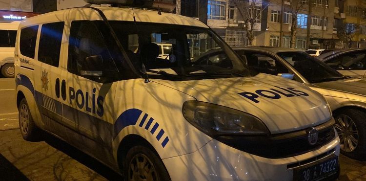 Evinin banyosunda yaşamını yitiren şahıs eşi tarafından bulundu