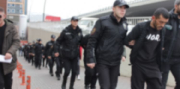 Bir haftada 111 aranan şahıs yakalandı