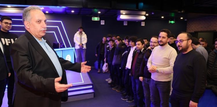 BAŞKAN YALÇIN ‘BİZİM SEMTİN GENÇLERİ’ İLE BULUŞTU