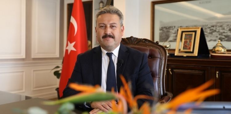 BAŞKAN PALANCIOĞLU’NDAN MELİKGAZİLİLERE TEŞEKKÜR MELİKGAZİ’DE VİZYON PROJELERLE TÜRKİYE YÜZYILI BAŞLIYOR