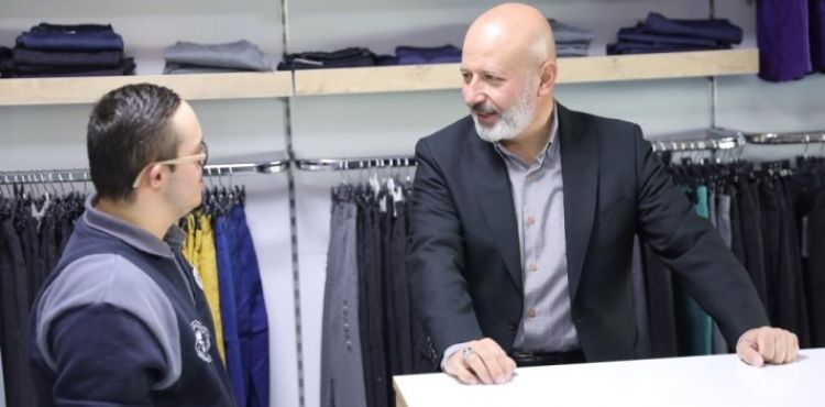 KOCASİNAN’DA RAMAZAN BAYRAMI ÖNCESİ YÜZLER GÜLÜYOR