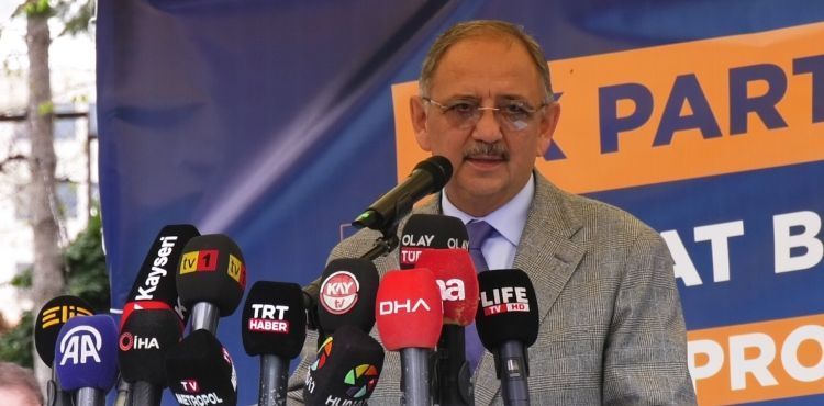 Bakan Mehmet Özhaseki: “Kendimize çekidüzen verip gönüllerde yerimizi yeniden perçinleyeceğiz”