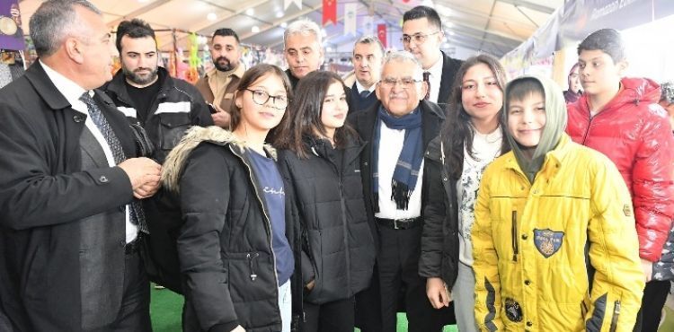 BÜYÜKŞEHİR’İN RAMAZAN ETKİNLİKLERİNE 1,5 MİLYON ZİYARETÇİ