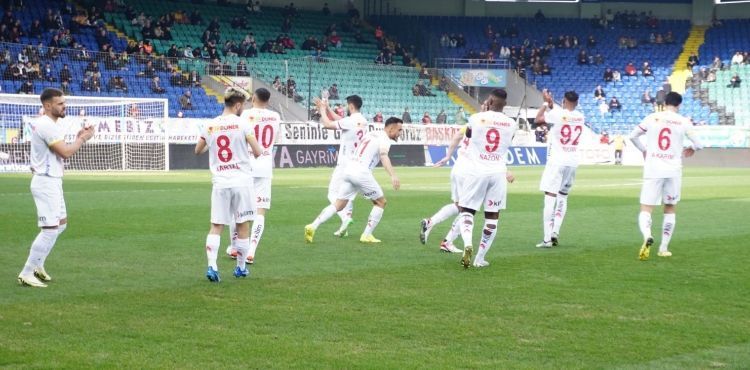 Kayserispor galibiyet hasretini 5 maa kard