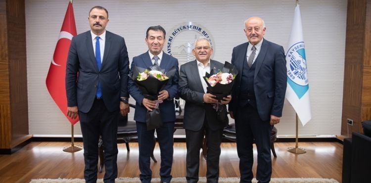 BAŞKAN BÜYÜKKILIÇ, CUMHUR İTTİFAKI BELEDİYE BAŞKANLARINI AĞIRLADI