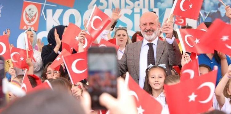 KOCASİNAN’DA 3 GÜN SÜREN ÇOCUK ŞENLİKLERİ, BÜYÜK YANKI UYANDIRDI