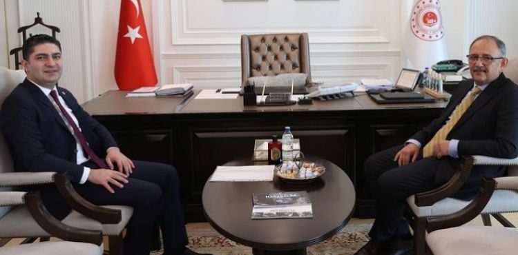 Vekil Özdemir ve Bakan Özhaseki Pınarbaşı seçimlerini masaya yatırdı