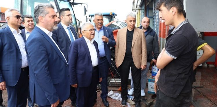 BAŞKAN BÜYÜKKILIÇ, PINARBAŞI SANAYİ ESNAFI İLE KUCAKLAŞTI