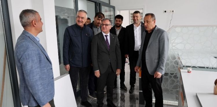 ÖZDOĞAN, YENİ HİZMET BİNASINI İNCELEDİ