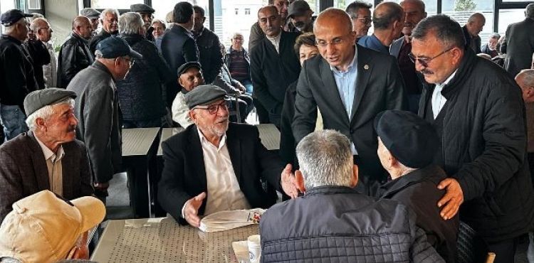 “KAMU KAYNAKLARI ŞATAFAT VE İSRAFA GİDERSE TABİ Kİ EMEKLİYE DE ASGARİ ÜCRETLİYE DE PARA KALMAZ”