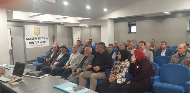 GÖNÜLLÜ KURULUŞLAR KAYSERİ EĞİTİM VE KÜLTÜR VAKFINDA TOPLANDI
