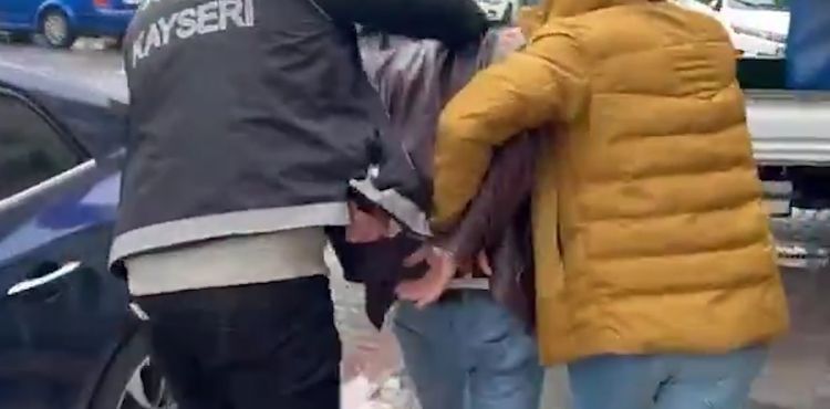Uyuşturucu madde ticareti yapan 1 kişi tutuklandı
