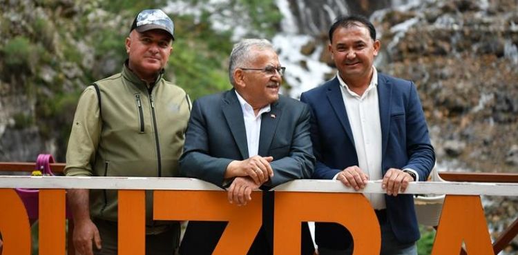 VALİ ÇİÇEK VE BAŞKAN BÜYÜKKILIÇ’TAN KAPUZBAŞI ŞELALELERİ’NE TURİSTİK HAMLELER