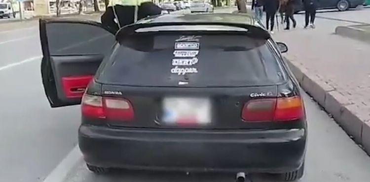 Trafik polisleri 25 bin 793 araç ve sürücüyü denetledi