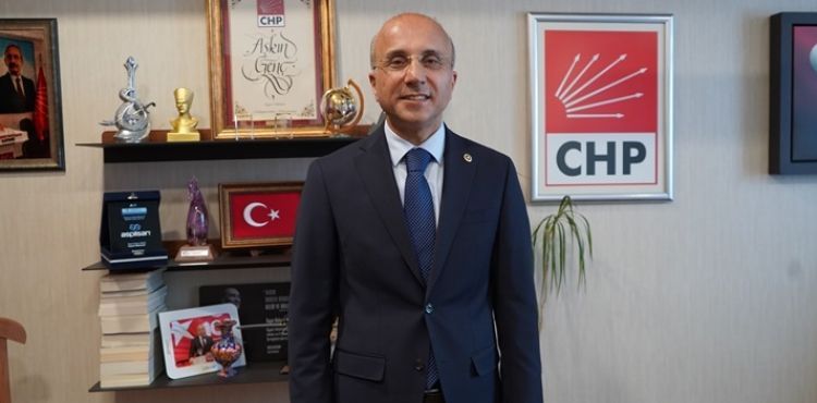 Milletvekili Aşkın Genç: “Pınarbaşı’nın Deniz Yağan başkanımıza desteği tam”