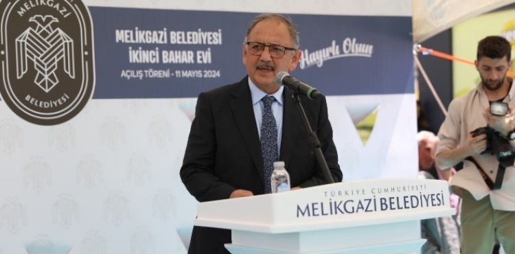 Bakan Özhaseki: “Hayır eğitime yapıldığı zaman daha kıymetli hale geliyor”