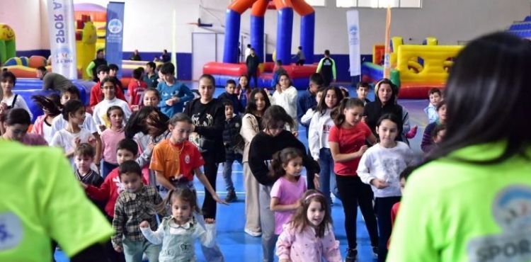 BÜYÜKŞEHİR SPOR A.Ş.’DEN PINARBAŞI’DA “ÇOCUK ŞENLİĞİ”