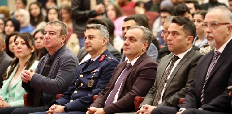 ERÜ’de “4. Kariyer Günleri” Etkinlikleri Başladı