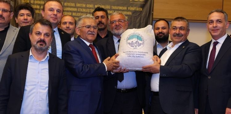 BAŞKAN BÜYÜKKILIÇ: “ÇİFTÇİNİN EN GÜÇLÜ DESTEKÇİSİ OLARAK TÜRKİYE’YE ÖRNEK OLUYORUZ”