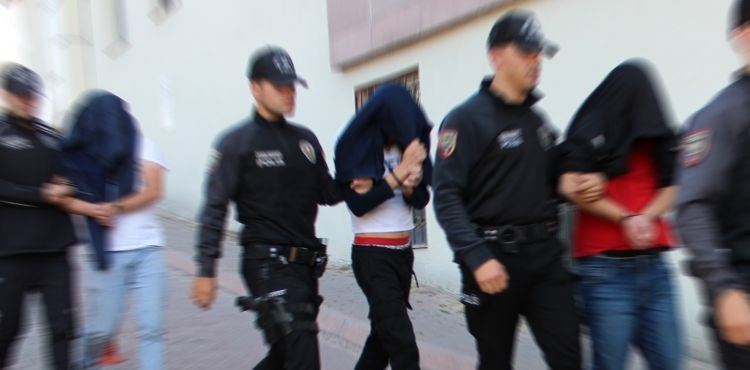 Kesinleşmiş hapis cezasıyla aranan 14 şahıs ekiplerce yakalandı