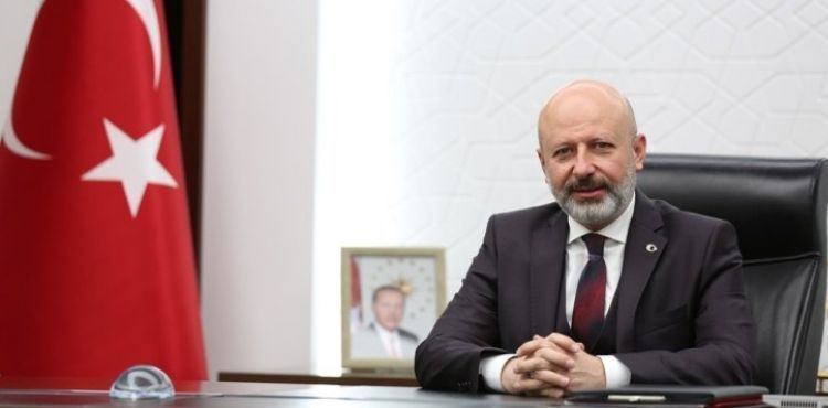BAŞKAN ÇOLAKBAYRAKDAR, “EĞİTİMLERLE VATANDAŞLARIMIZA DAHA KALİTELİ HİZMET SUNUYORUZ”