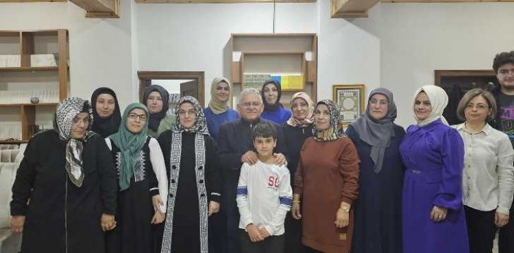 BAŞKAN BÜYÜKKILIÇ TALAS GENÇLİK MERKEZİ’NDE GENÇLERLE BULUŞTU
