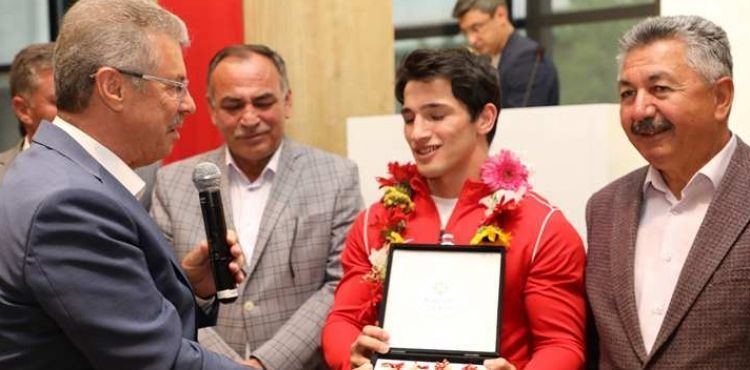 GÜREŞ MİLLİ TAKIMININ GÖZDESİ, KAYSERİ ŞEKER SPOR KULÜBÜ