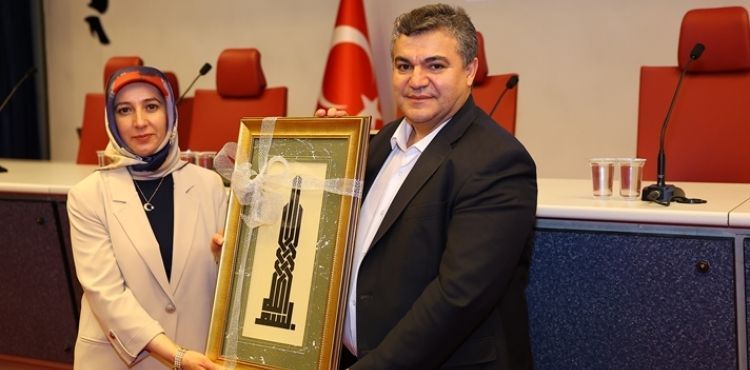 BÜYÜKŞEHİR’İN KAYSERİ KARİYER KONFERANSLARI SÜRÜYOR