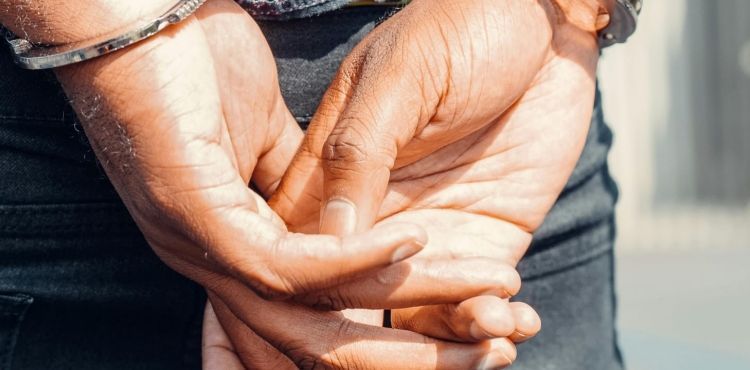 Terörle mücadelede bir haftada 7'si FETÖ'den 14 kişi yakalandı