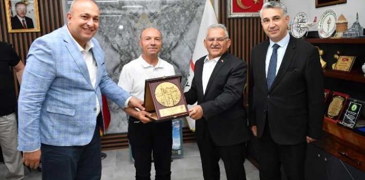 BAŞKAN BÜYÜKKILIÇ’TAN KIZILAY'A “156’NCI YIL” ZİYARETİ