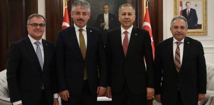 Çopuroğlu, Ankara’daki temaslarını sürdürüyor