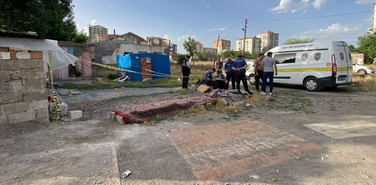 Battalgazi Mahallesi’nde silahla vurulan şahıs hayatını kaybetti