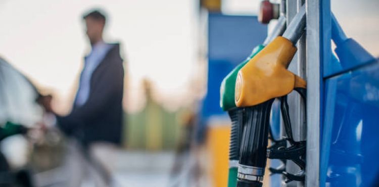 Benzin ve motorine daha yksek rakamlarla zam pompaya yansyacak