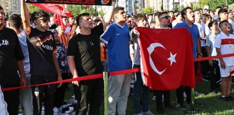 MİLLİ HEYECAN YİNE TALAS'TA