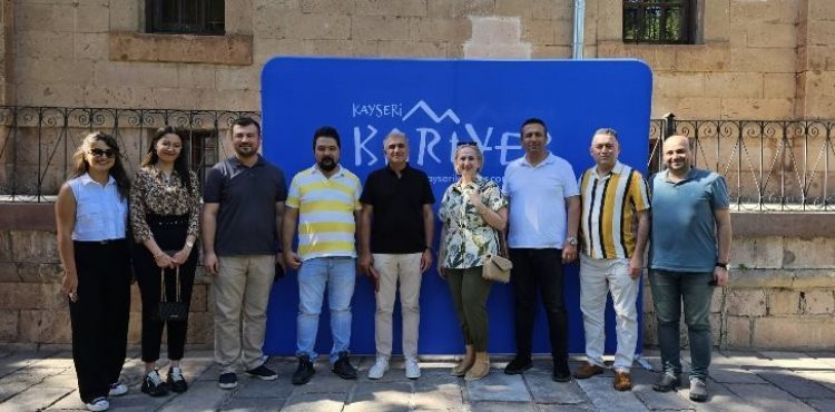 BÜYÜKŞEHİR KARİYER MERKEZİ’NDE ‘KAHVE BULUŞMALARI’