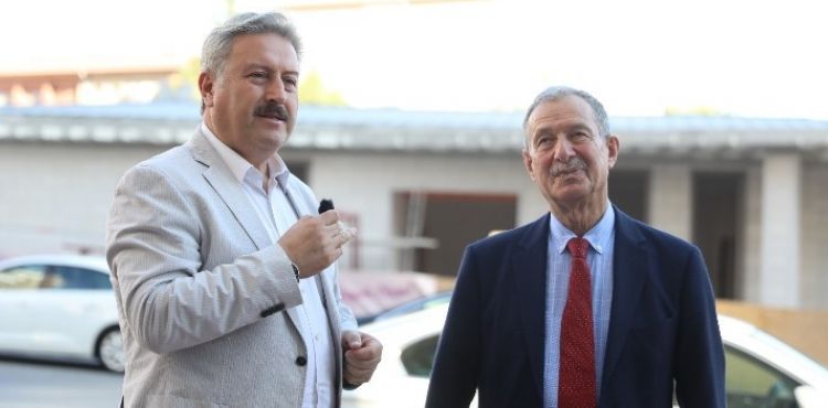 MELİKGAZİ BELEDİYESİ GÜLTEPE MAHALLESİ’NDE KÜLLİYE YAPIMINDA SONA GELİYOR