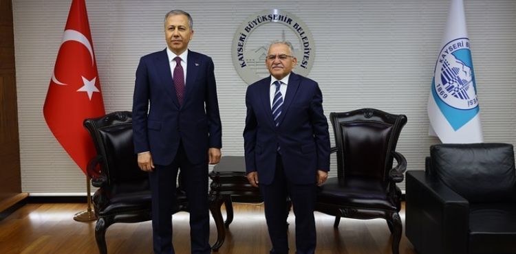 İÇİŞLERİ BAKANI YERLİKAYA’DAN BAŞKAN BÜYÜKKILIÇ’A ZİYARET