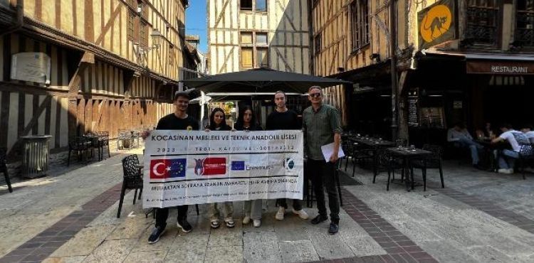 Mutfaktan Sofraya Uzanan Maharetli Eller Avrupa Stajlarını Başarıyla Tamamlandı