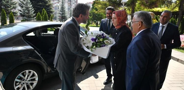 KUZEY MAKEDONYA CUMHURİYETİ ANKARA BÜYÜKELÇİSİ MANASİJEVSKİ’DEN BAŞKAN BÜYÜKKILIÇ’A ZİYARET