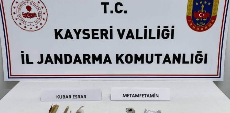 Şüpheli araçta uyuşturucu madde bulundu