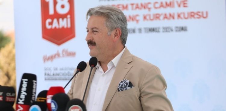 ADEM TANÇ CAMİ VE HATİCE TANÇ KUR’AN KURSU AÇILDI