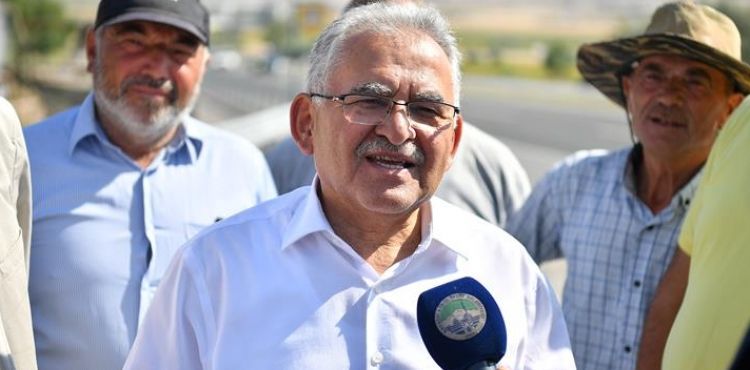 BAŞKAN BÜYÜKKILIÇ, KAYSERİ’NİN YÖRESEL DEĞERİ YAMULA PATLICANINA SAHİP ÇIKTI