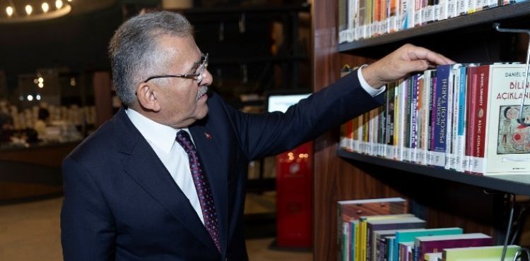 KAYSERİ BÜYÜKŞEHİR, 200’ÜNCÜ KİTAP GURURUNU BASIN BAYRAMI’NDA YAŞADI