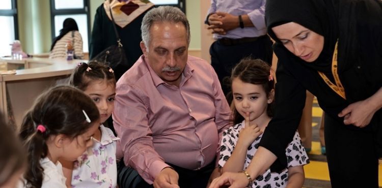 BASKAN YALÇIN ÇOCUKLARLA BOYAMA YAPTI